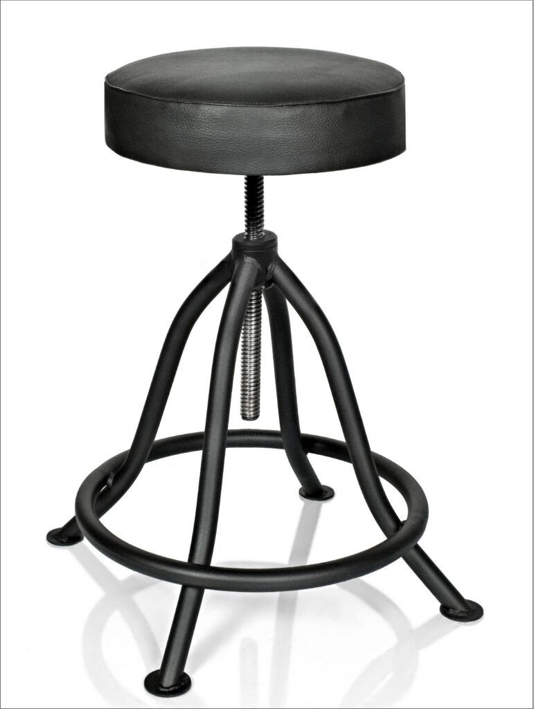 Hoker 1 771x1024